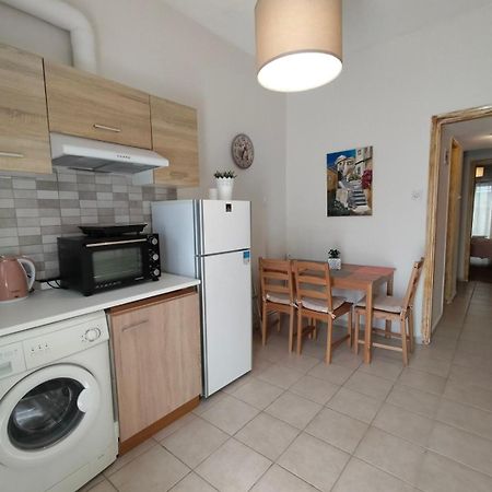 Elegant Central Apartment In โวโลส ภายนอก รูปภาพ